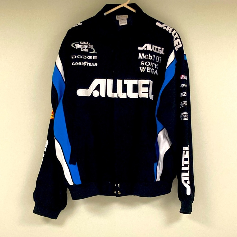 Team Caliber black, white and blue ALLTEL NASCAR Winston cup jacket size 2 XL